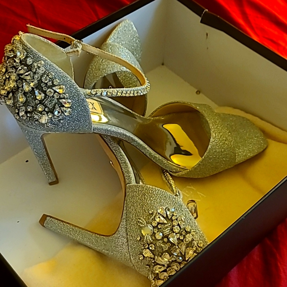 Badgley Mischka Silver Heels